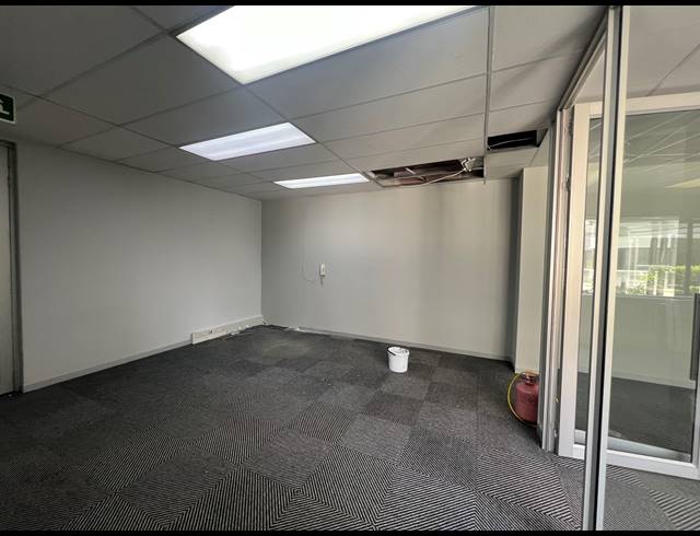 208M² OFFICE TO LET IN ILLOVO
